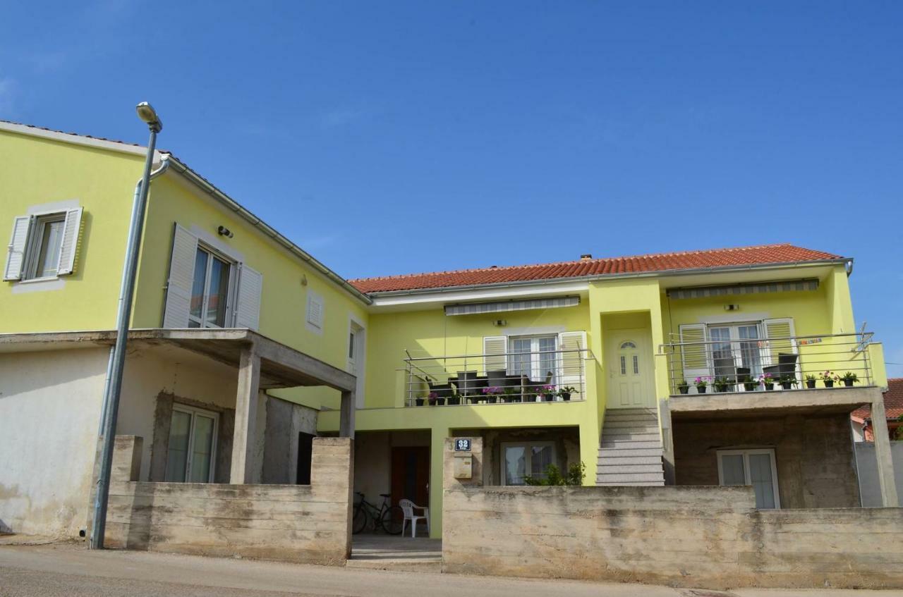 Apartman Rosa Pirovac Dış mekan fotoğraf
